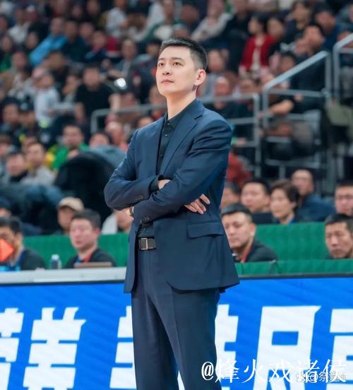 辽宁男篮打出精彩一战,但有三个问题还是要问问杨鸣主教练 辽宁男篮打出精彩一战,但有三个问题还是要问问杨鸣主教练